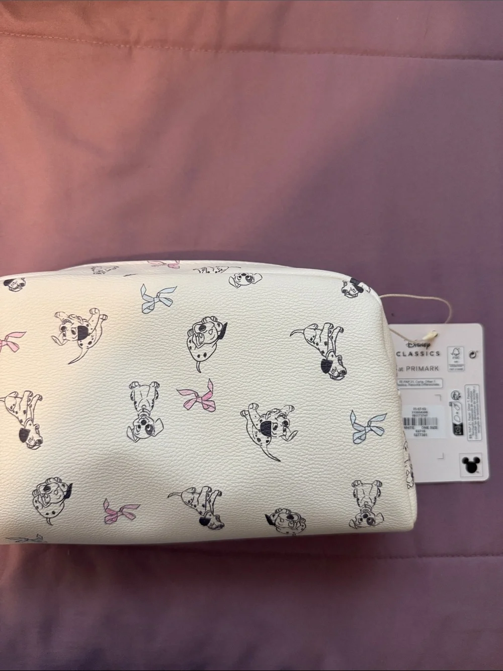 Disney classics 101  Dalmatians White Cosmetic Pouch